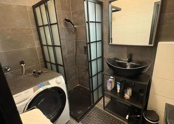 Industrial Zone -studio 4